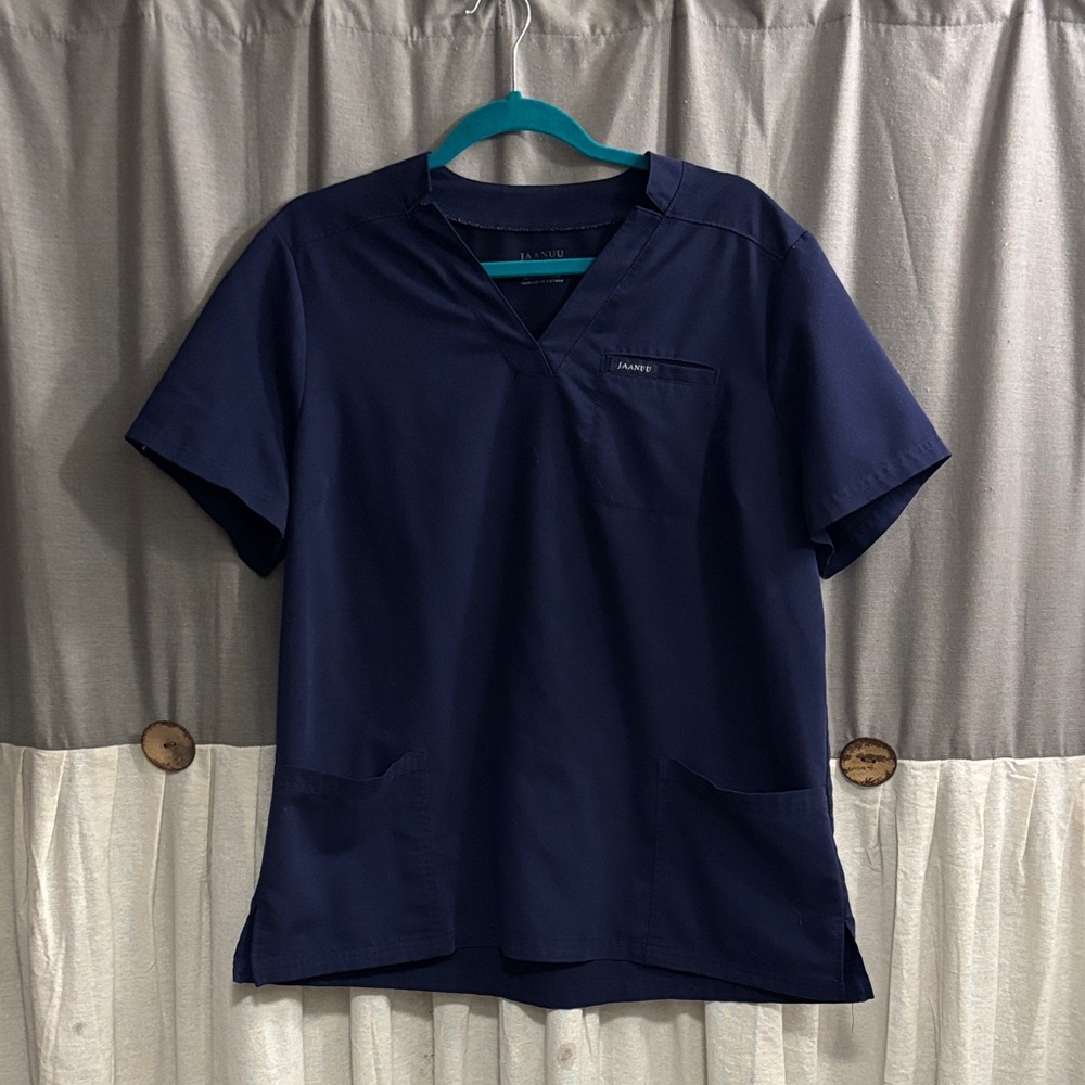 Jaanuu scrub top navy xl